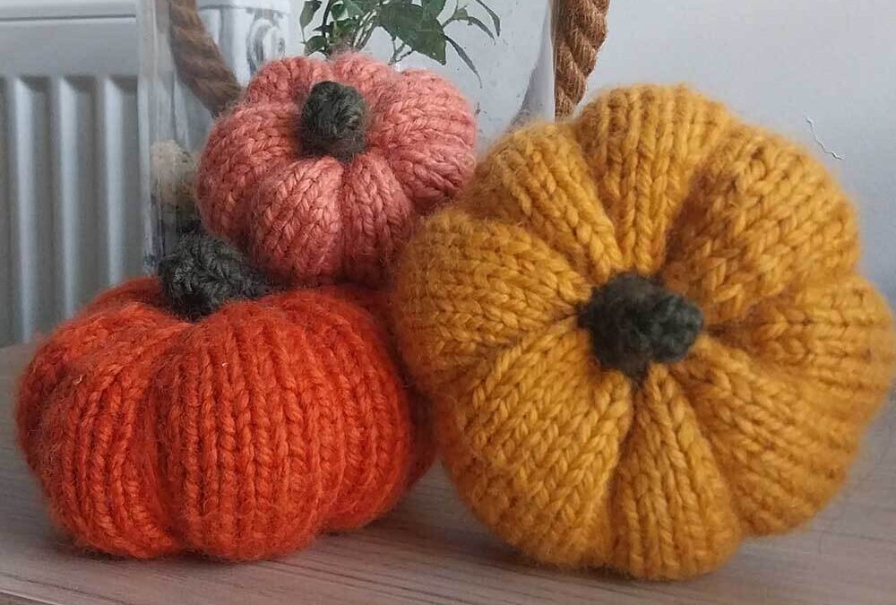 Tricoter des citrouilles pour l’Automne